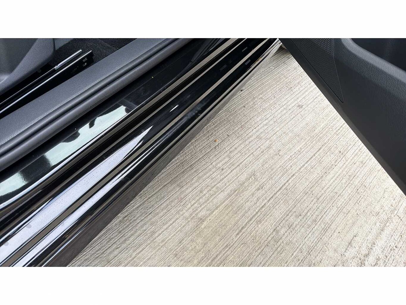 SEAT Ibiza IBIZA 1.0 TSI 95 FR Black Edition 5dr