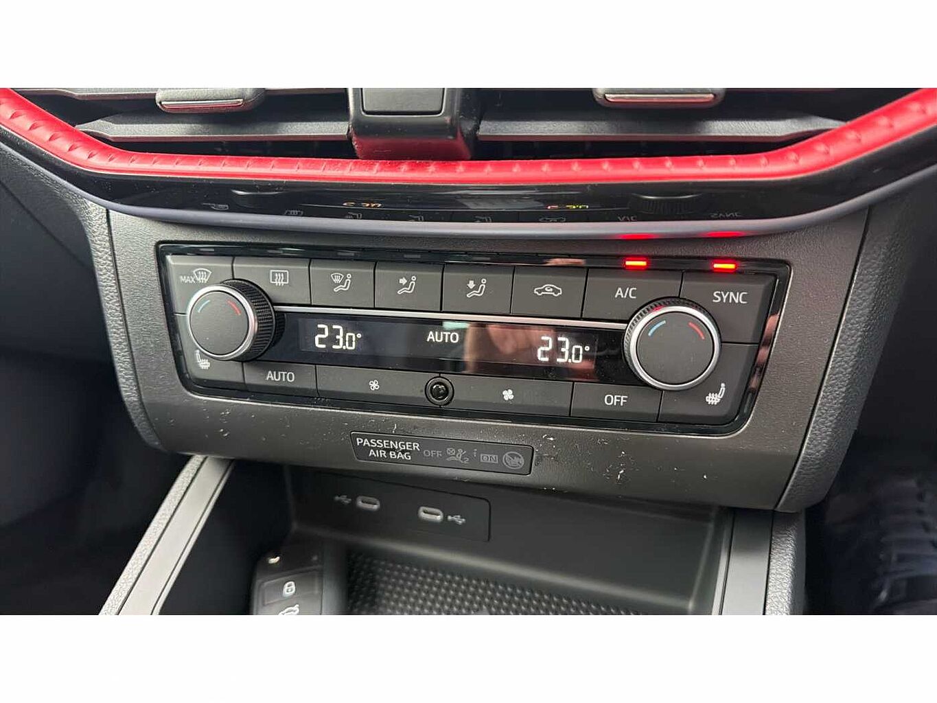 SEAT Ibiza IBIZA 1.0 TSI 95 FR Black Edition 5dr