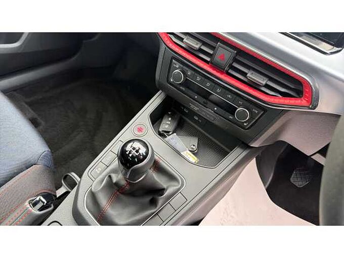 SEAT Ibiza IBIZA 1.0 TSI 95 FR Black Edition 5dr